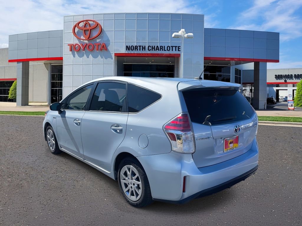 Used 2016 Toyota Prius V Four image 6
