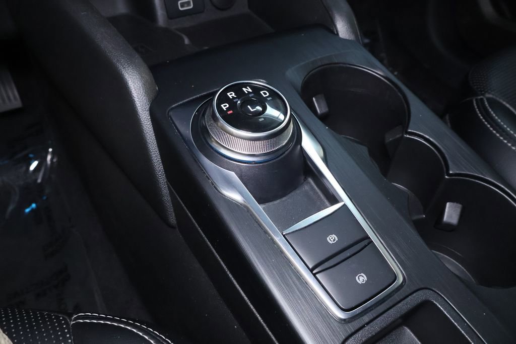 Used 2024 Ford Escape Platinum image 33