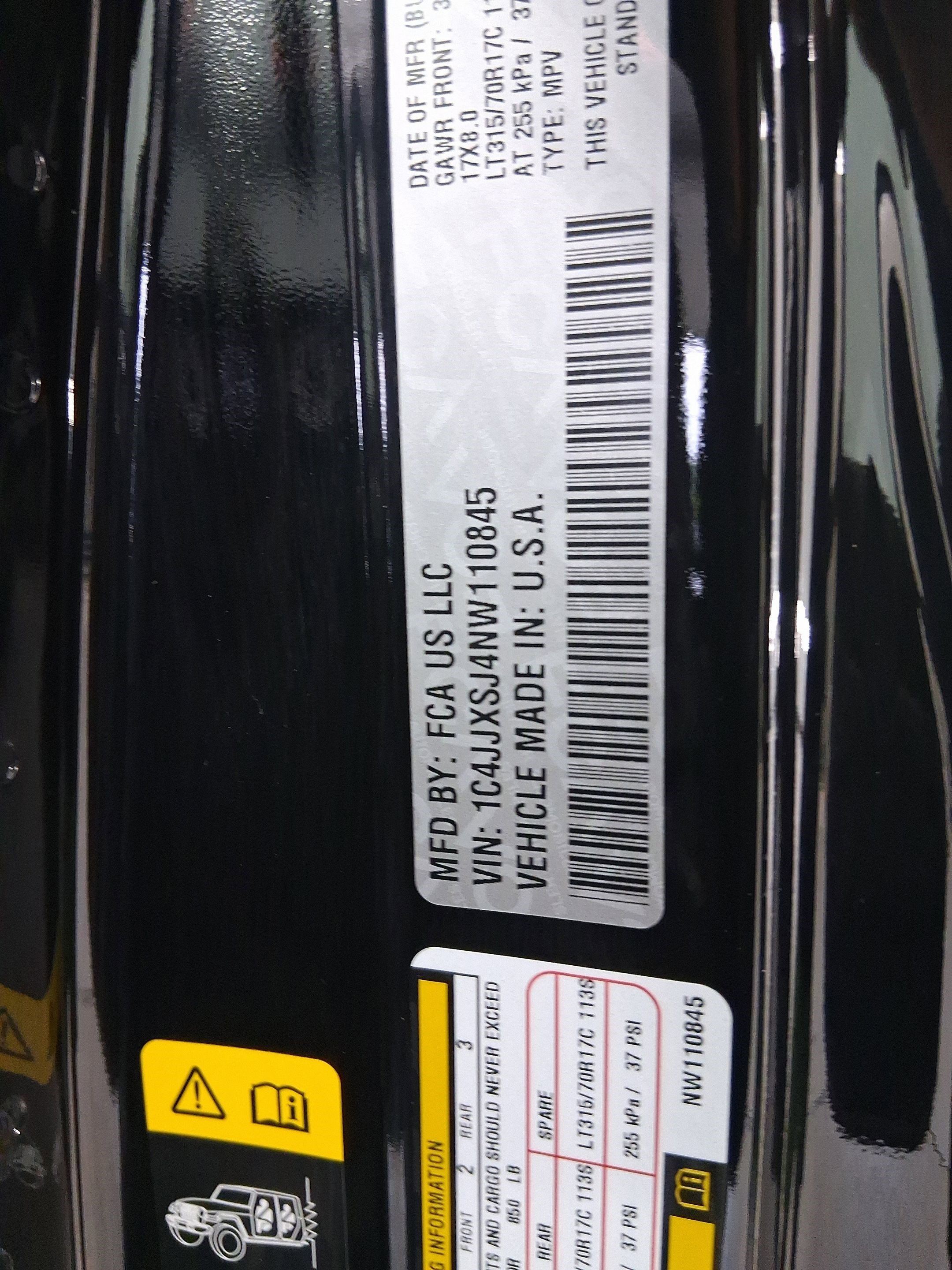 Used 2022 Jeep Wrangler Unlimited Rubicon w/ Xtreme Recon 35" Tire Package image 20