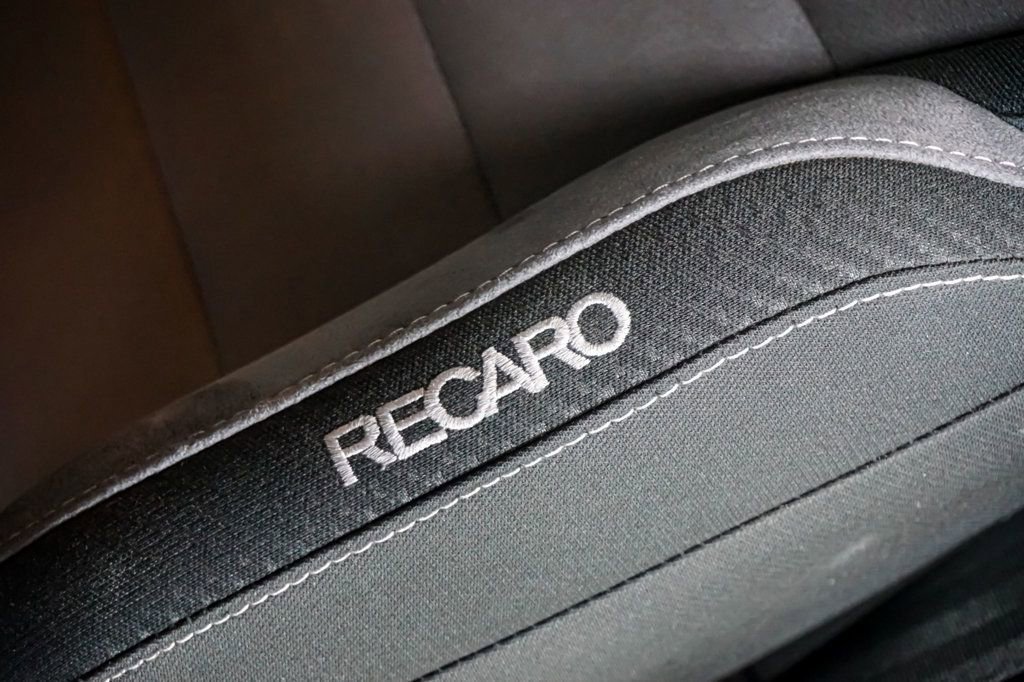 Used 2020 Ford Mustang Shelby GT350 w/ Technology Package image 67