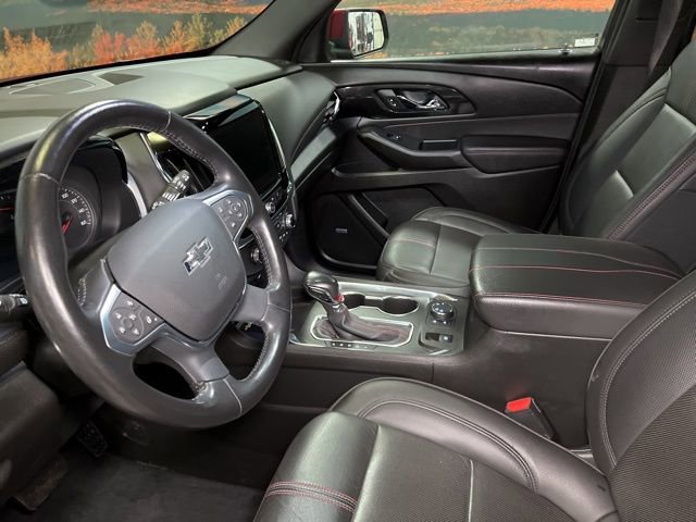 Used 2022 Chevrolet Traverse RS w/ LPO, 'HIT The Road' Package AWD/4WD image 24