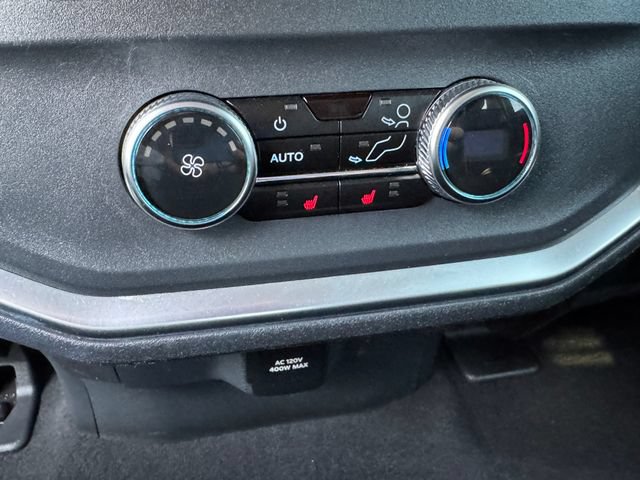 Used 2025 Ford Expedition Platinum AWD/4WD image 18