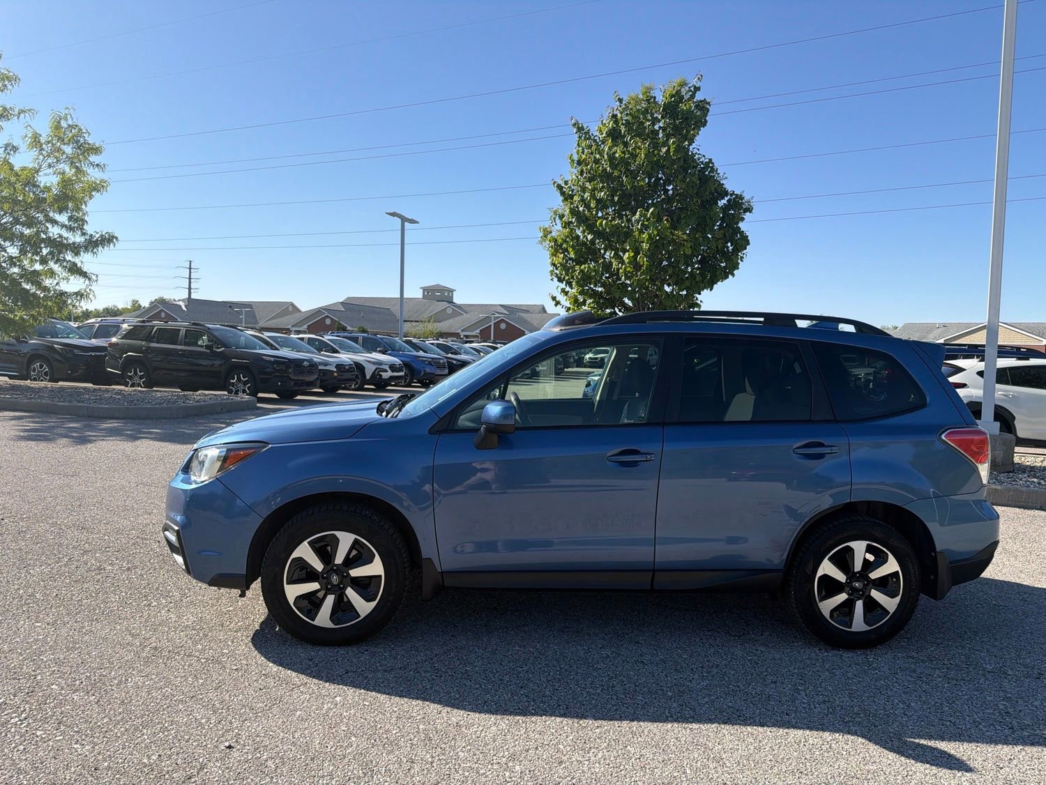 Used 2018 Subaru Forester 2.5i Premium AWD/4WD image 12