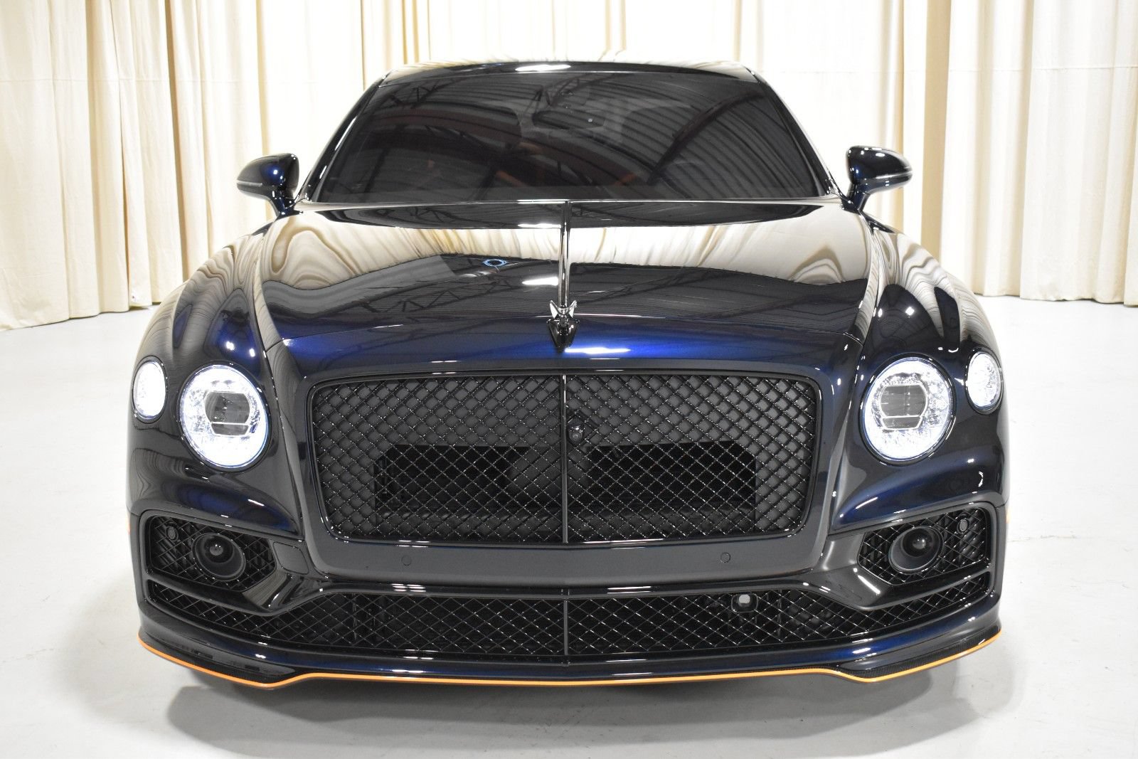 Certified 2024 Bentley Flying Spur S V8 AWD/4WD image 7