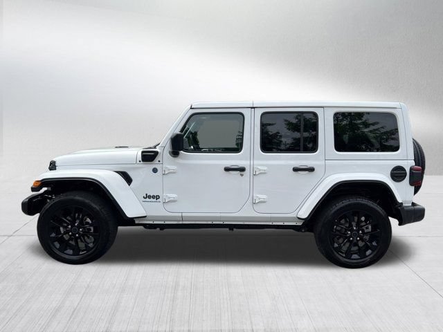 Certified 2025 Jeep Wrangler Unlimited Sahara w/ Safety Group AWD/4WD image 8