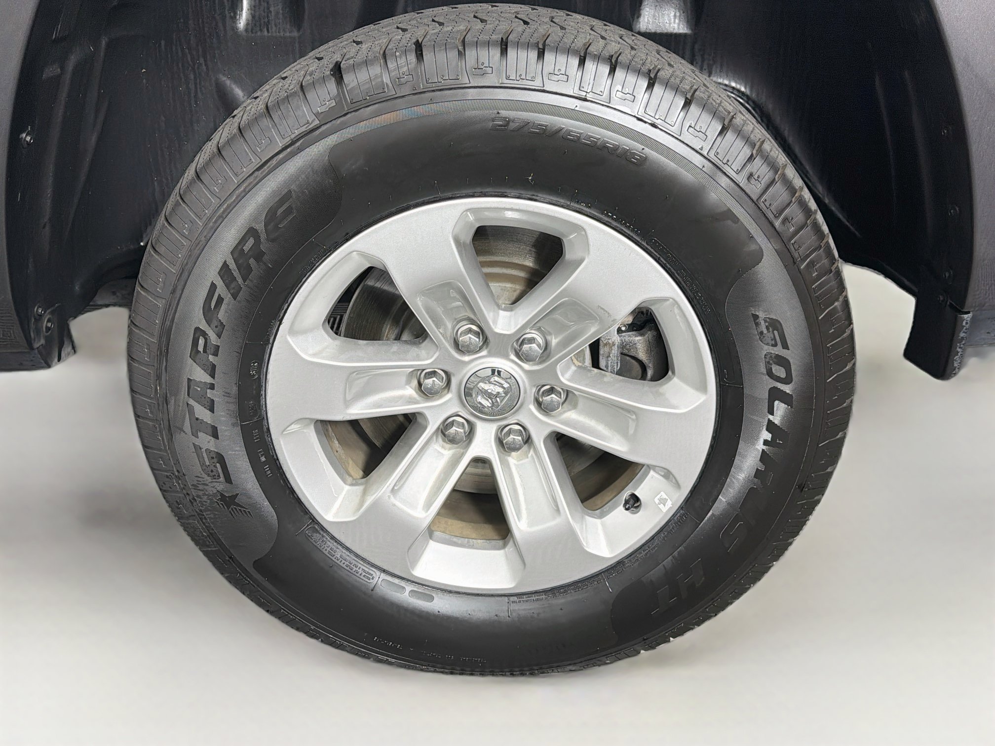 Used 2021 RAM 1500 Laramie AWD/4WD image 11