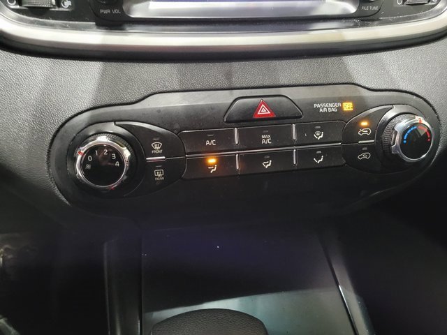 Used 2019 Kia Sorento L image 26