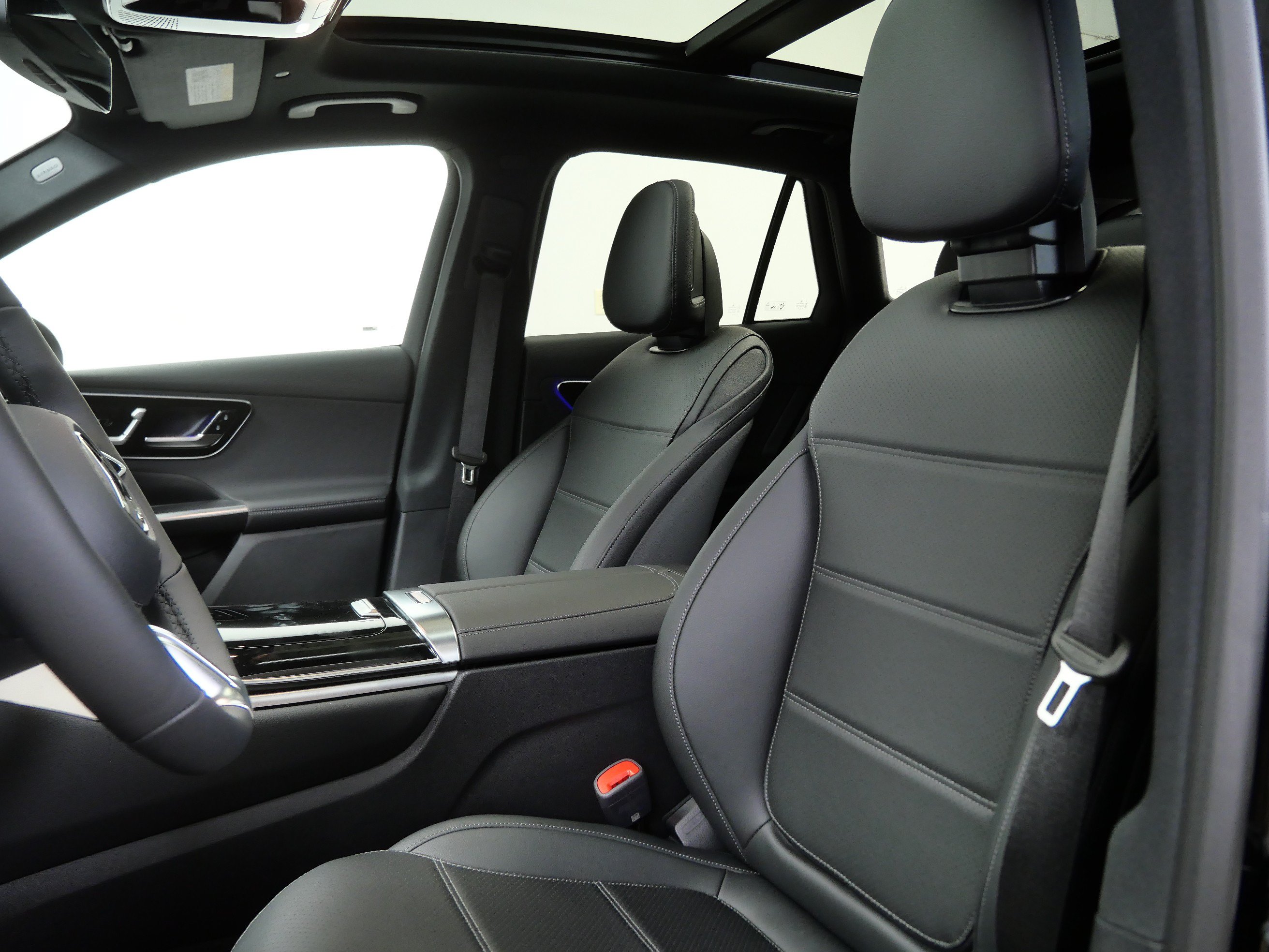 New 2026 Mercedes-Benz GLC 300 4MATIC image 8