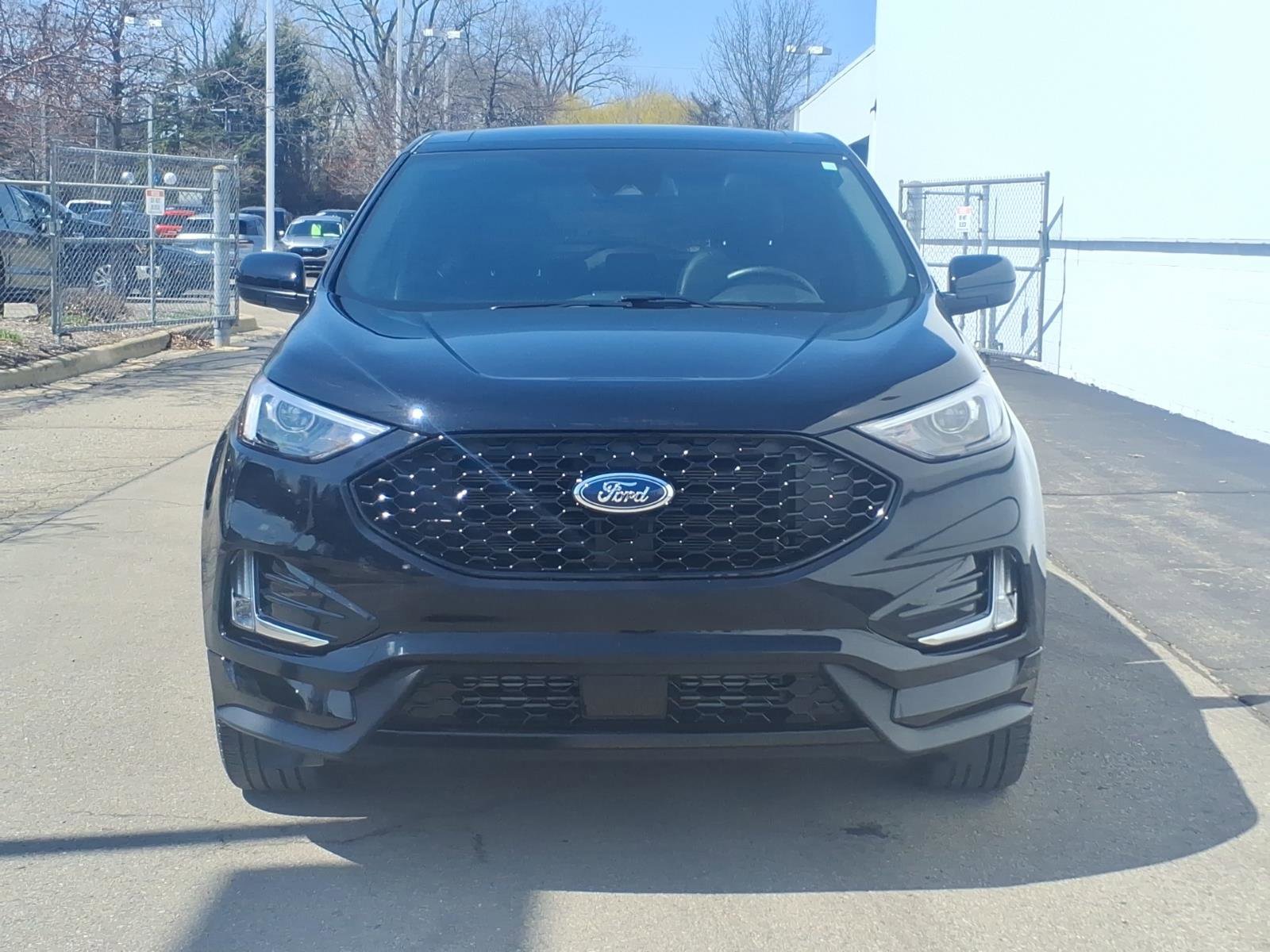 Certified 2024 Ford Edge ST-Line image 2