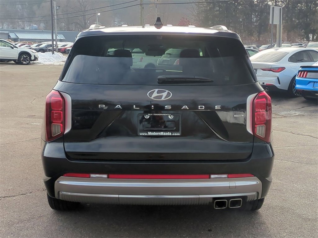 Used 2023 Hyundai Palisade Calligraphy image 5
