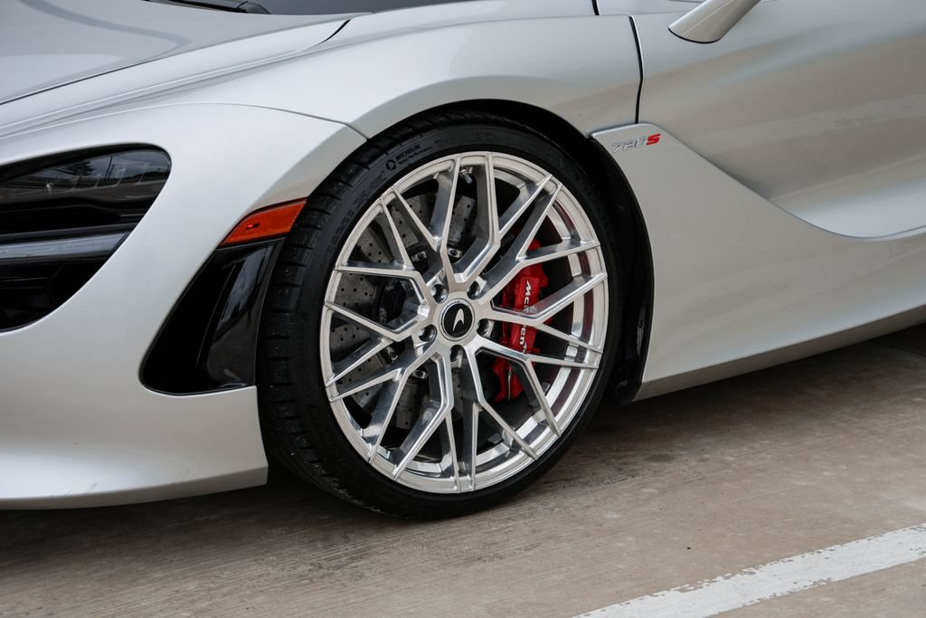 Used 2020 McLaren 720S Performance RWD image 6