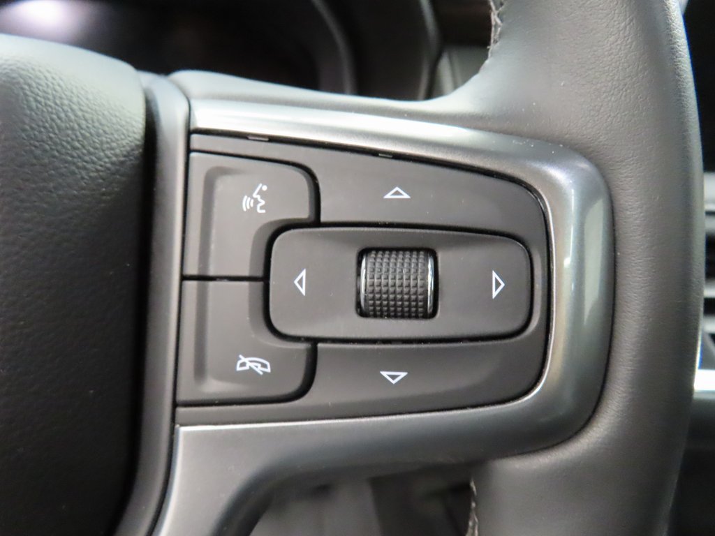 Used 2023 Chevrolet Tahoe LT w/ Luxury Package AWD/4WD image 50