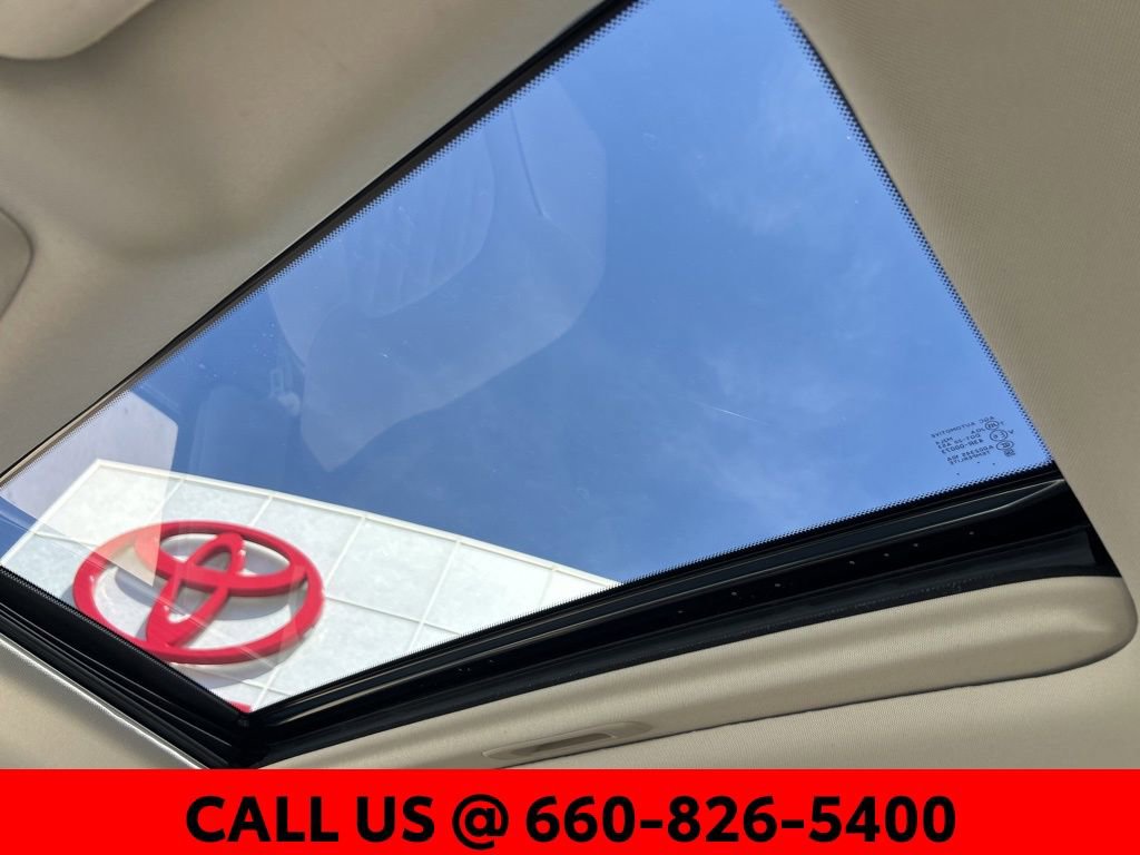 Used 2023 Nissan Armada Platinum w/ Captain's Chairs Package image 29