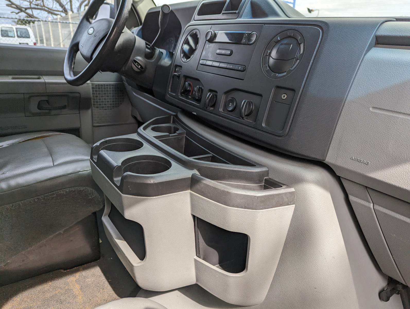 Used 2014 Ford E-150 and Econoline 150 w/ Power Group RWD image 12