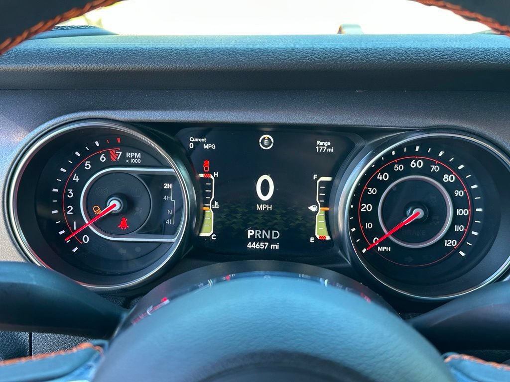 Used 2021 Jeep Gladiator Mojave AWD/4WD image 31