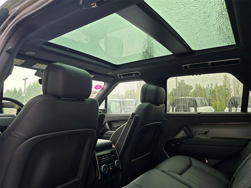 New 2025 Land Rover Range Rover Sport Dynamic SE image 27
