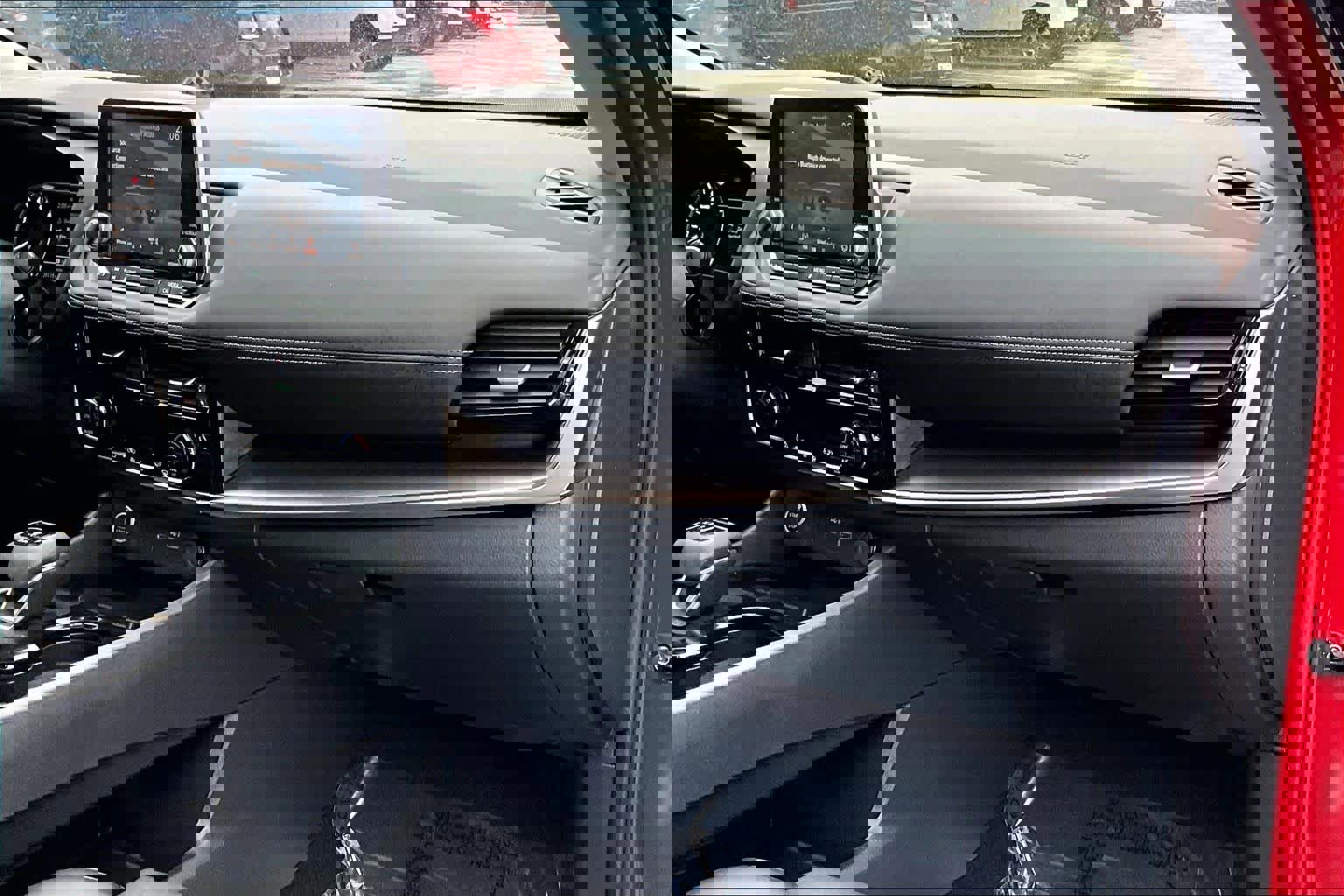 Used 2021 Nissan Rogue SV w/ Premium Package image 19