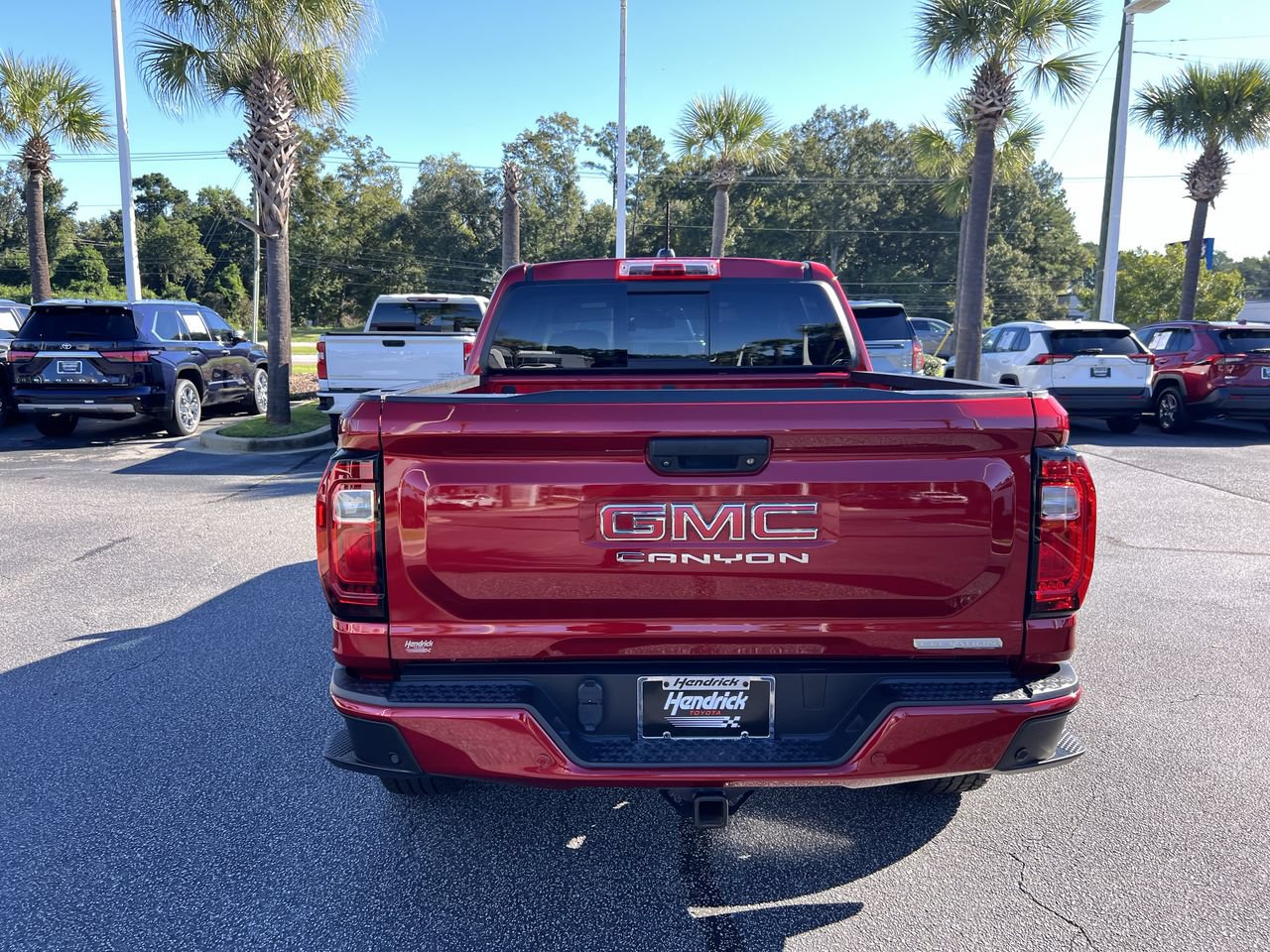 Used 2024 GMC Canyon Elevation w/ Convenience Package RWD image 9