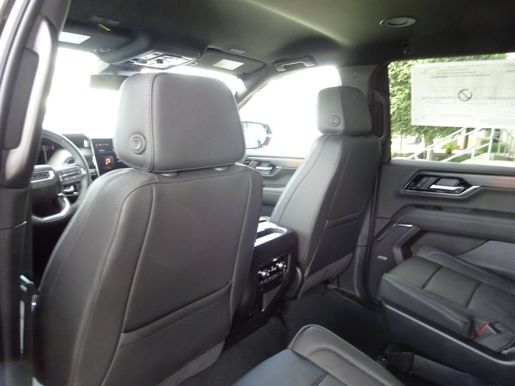 New 2026 GMC Yukon Denali AWD/4WD image 18