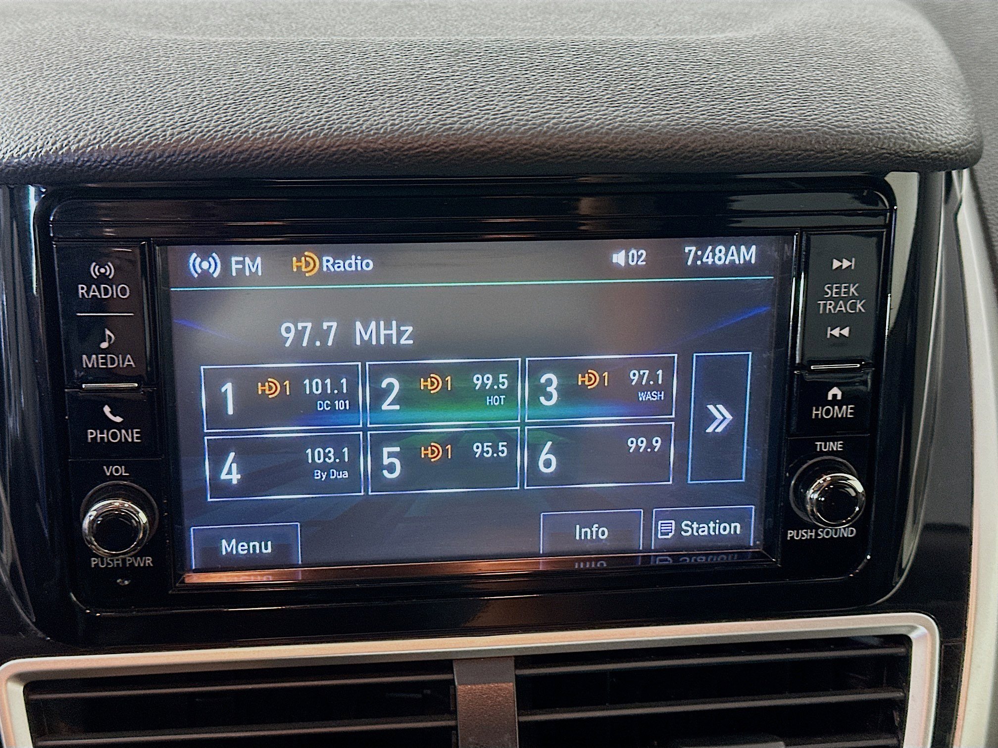 Used 2020 Mitsubishi Eclipse Cross ES image 19