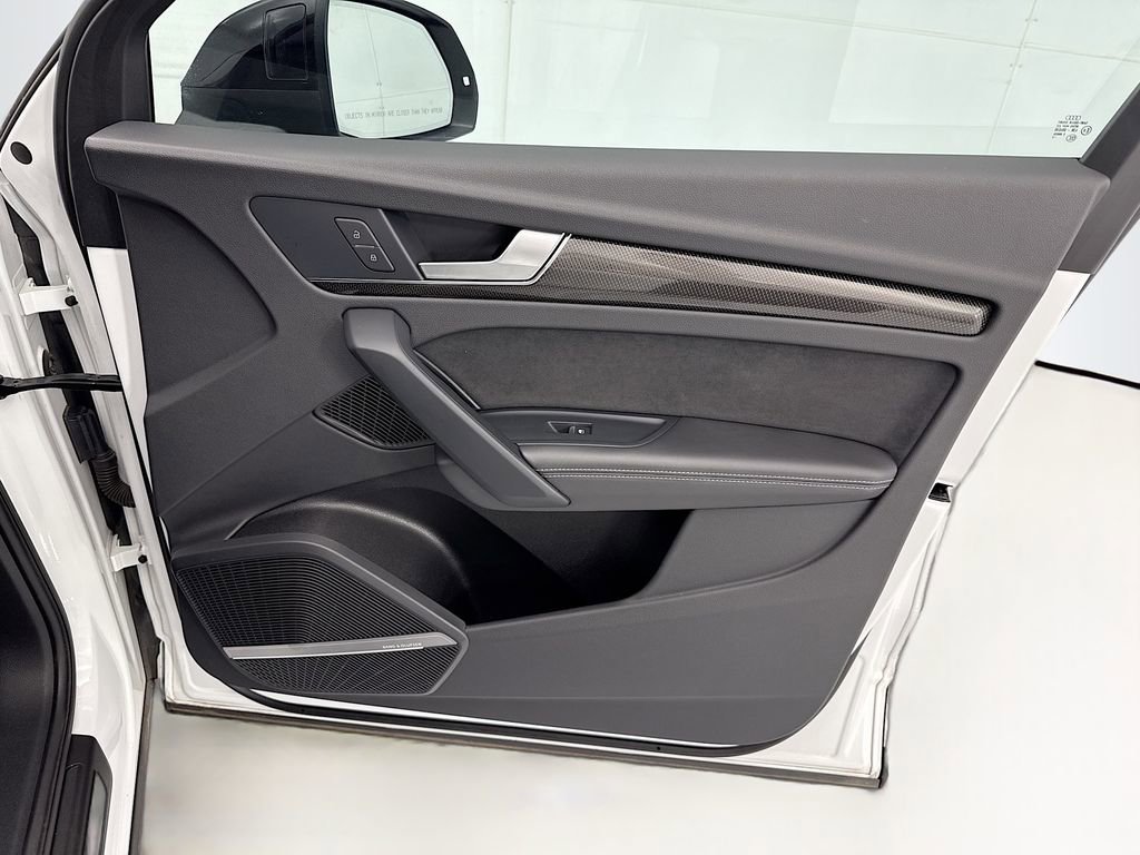 Used 2021 Audi SQ5 Premium Plus w/ Premium Plus Package image 24