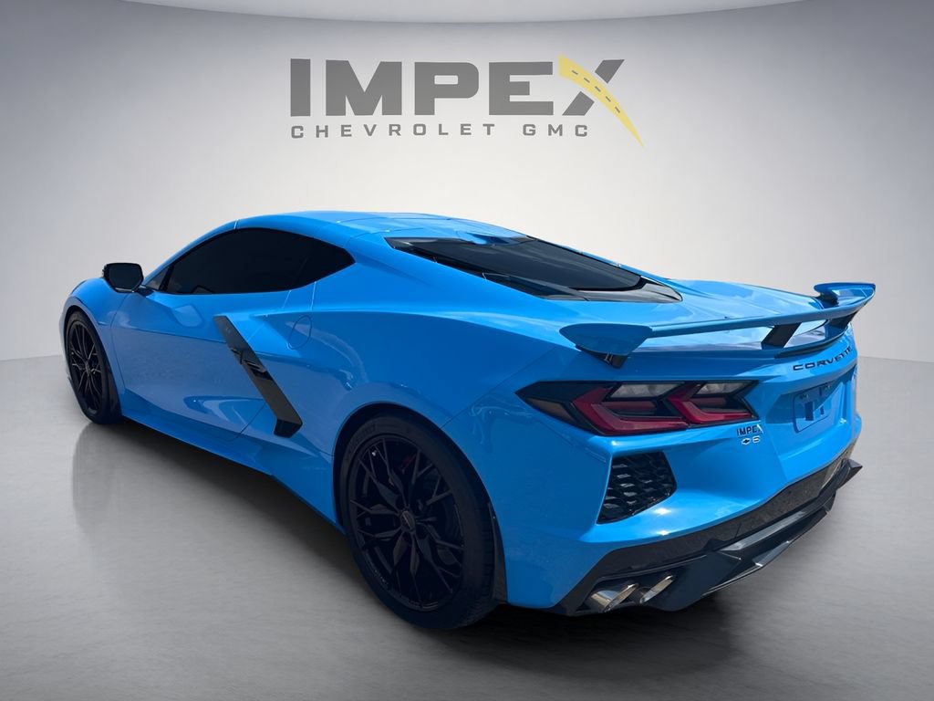 Used 2025 Chevrolet Corvette Stingray Preferred Cpe w/ Z51 Performance Package RWD image 3