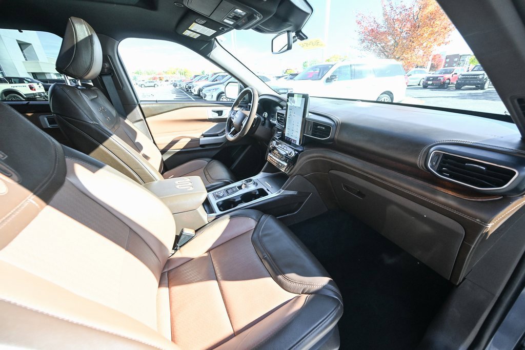 Certified 2021 Ford Explorer King Ranch w/ Premium Technology Package image 25