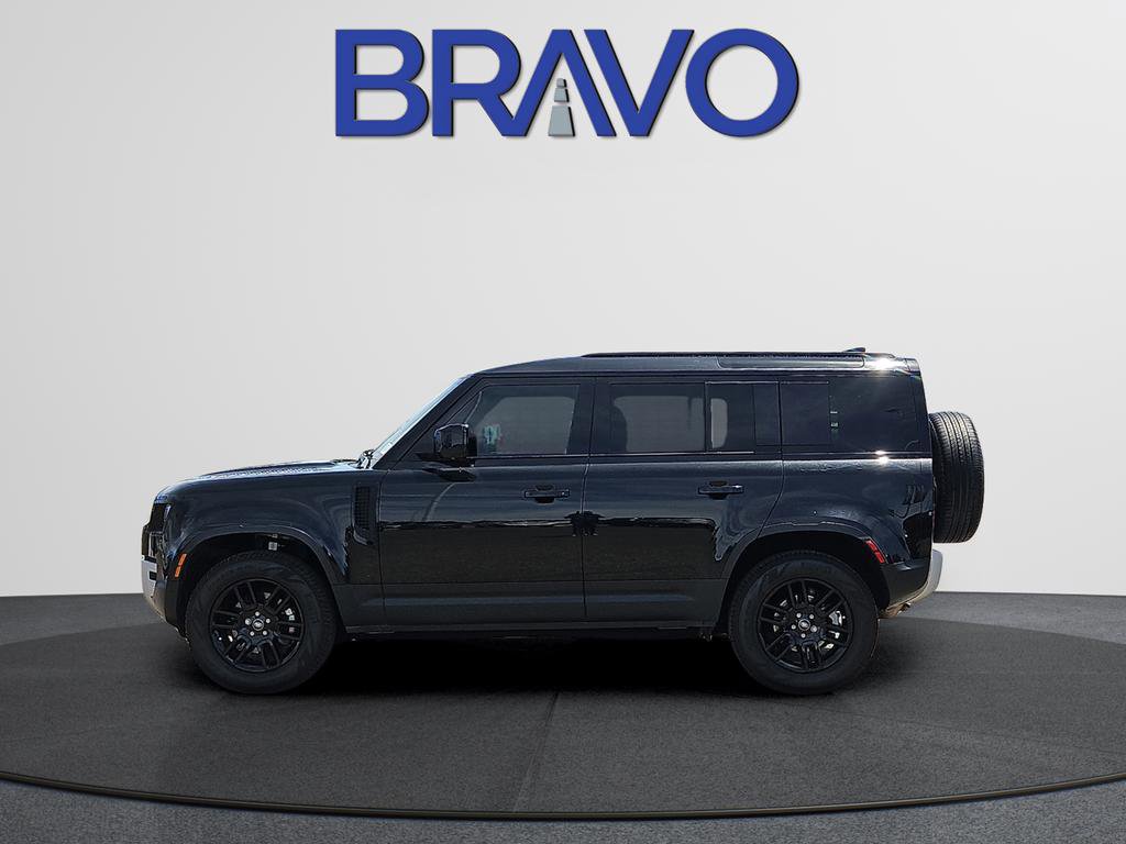 Used 2025 Land Rover Defender 110 S AWD/4WD image 6