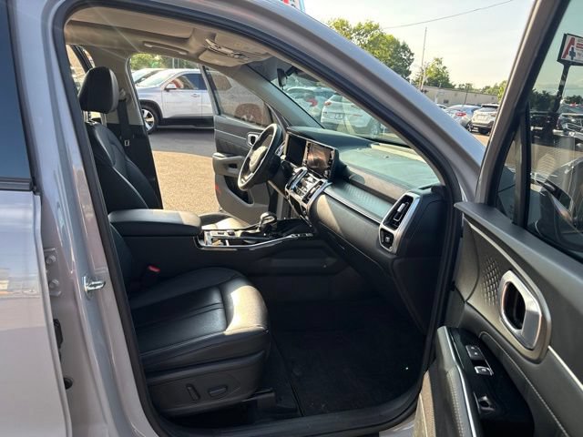 Used 2022 Kia Sorento SX FWD image 16