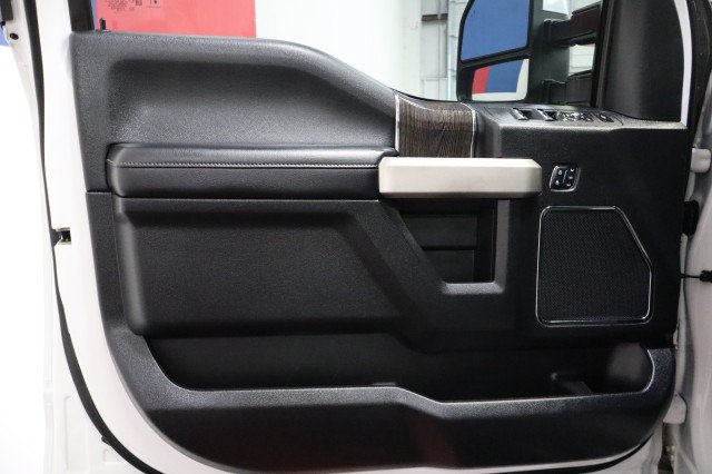 Used 2020 Ford F250 Lariat w/ Lariat Value Package AWD/4WD image 29