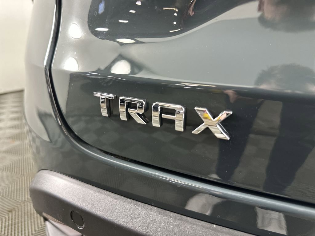 New 2026 Chevrolet Trax LS w/ LS Convenience Package FWD image 29