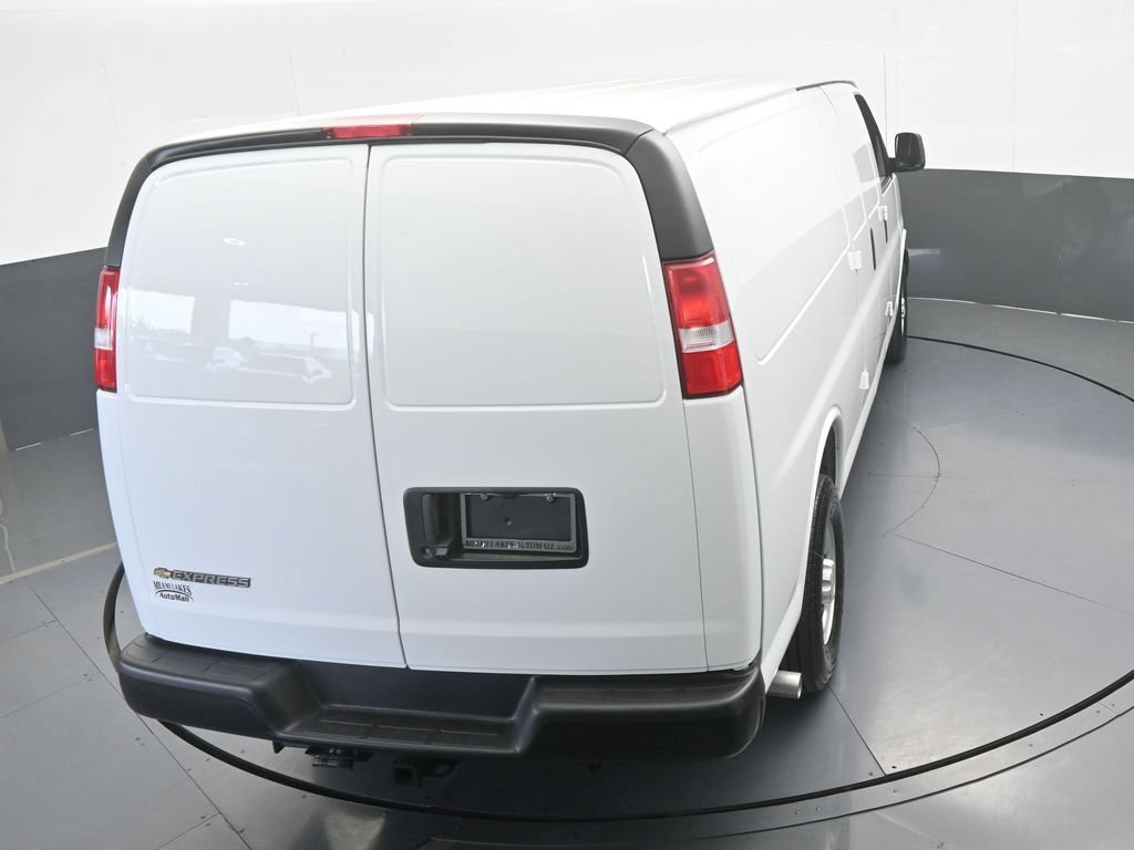 New 2026 Chevrolet Express 2500 Extended w/ Driver Convenience Package RWD image 47