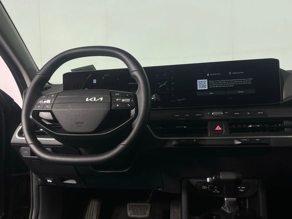 Used 2025 Kia K4 EX image 13
