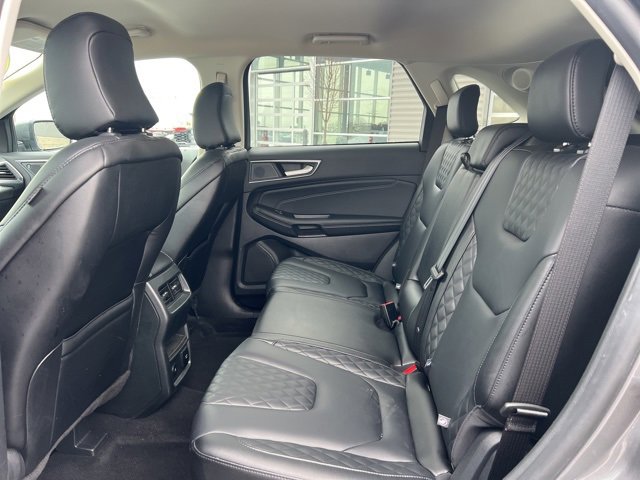 Used 2024 Ford Edge Titanium image 19
