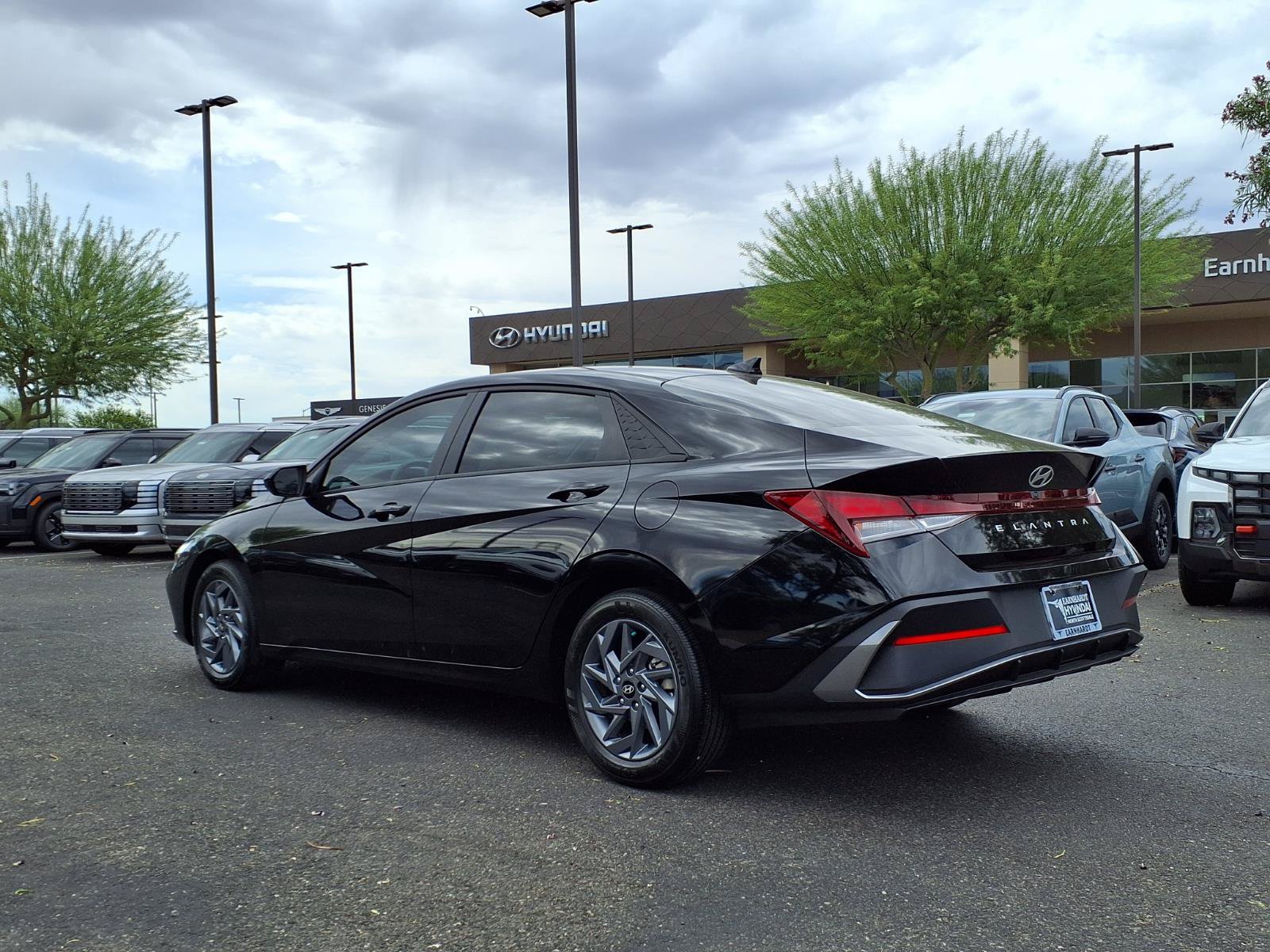 Certified 2024 Hyundai Elantra SEL FWD image 4