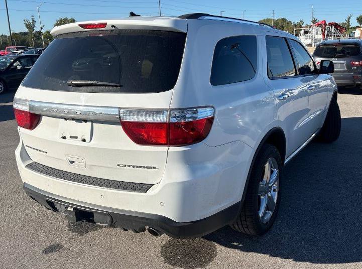 Used 2013 Dodge Durango Citadel w/ Trailer Tow Group IV RWD image 2