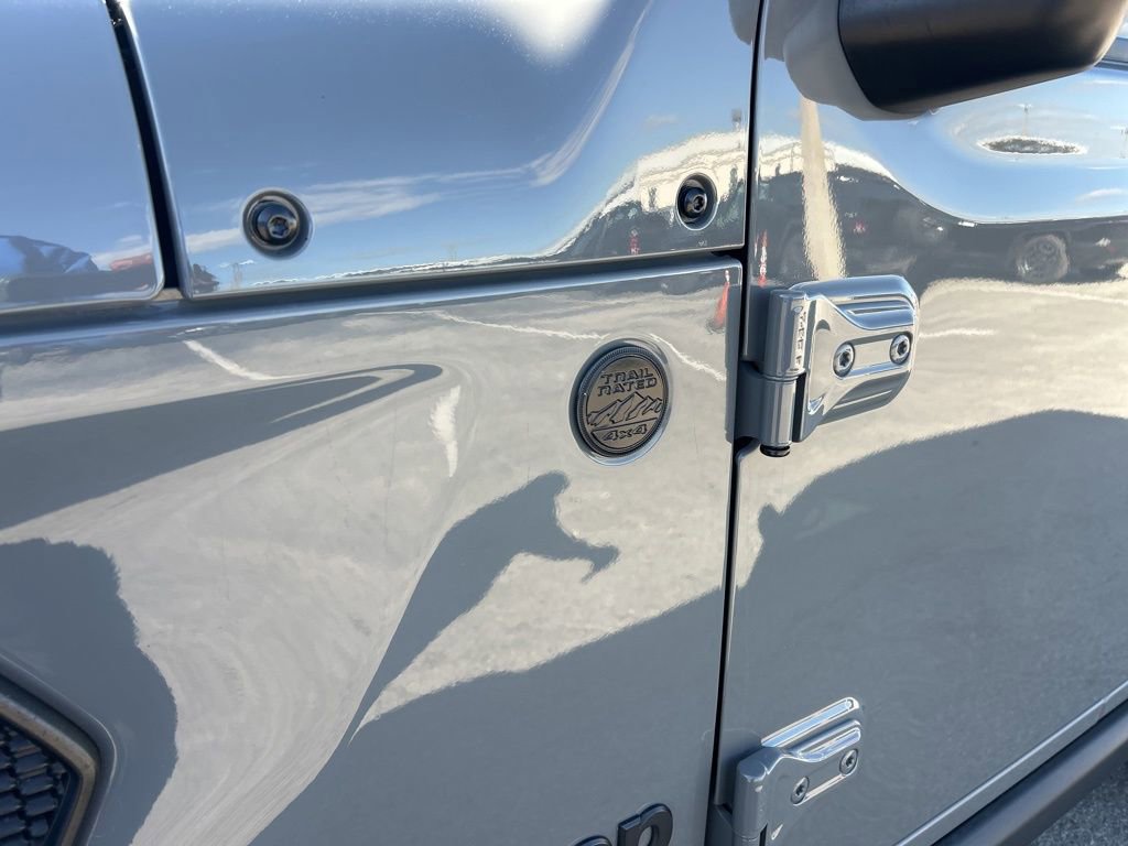 Used 2022 Jeep Wrangler Willys image 19