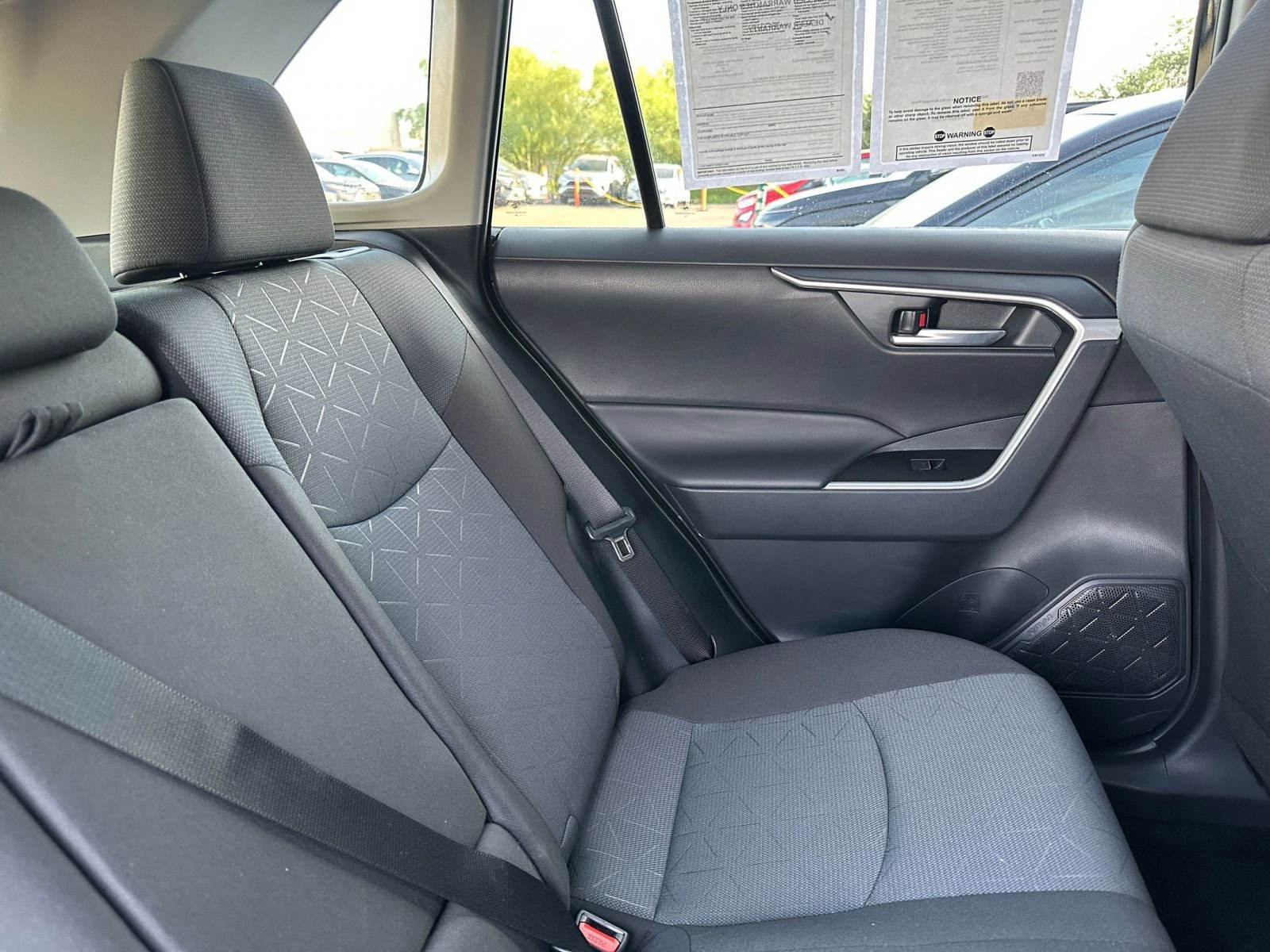 Used 2025 Toyota RAV4 XLE image 38