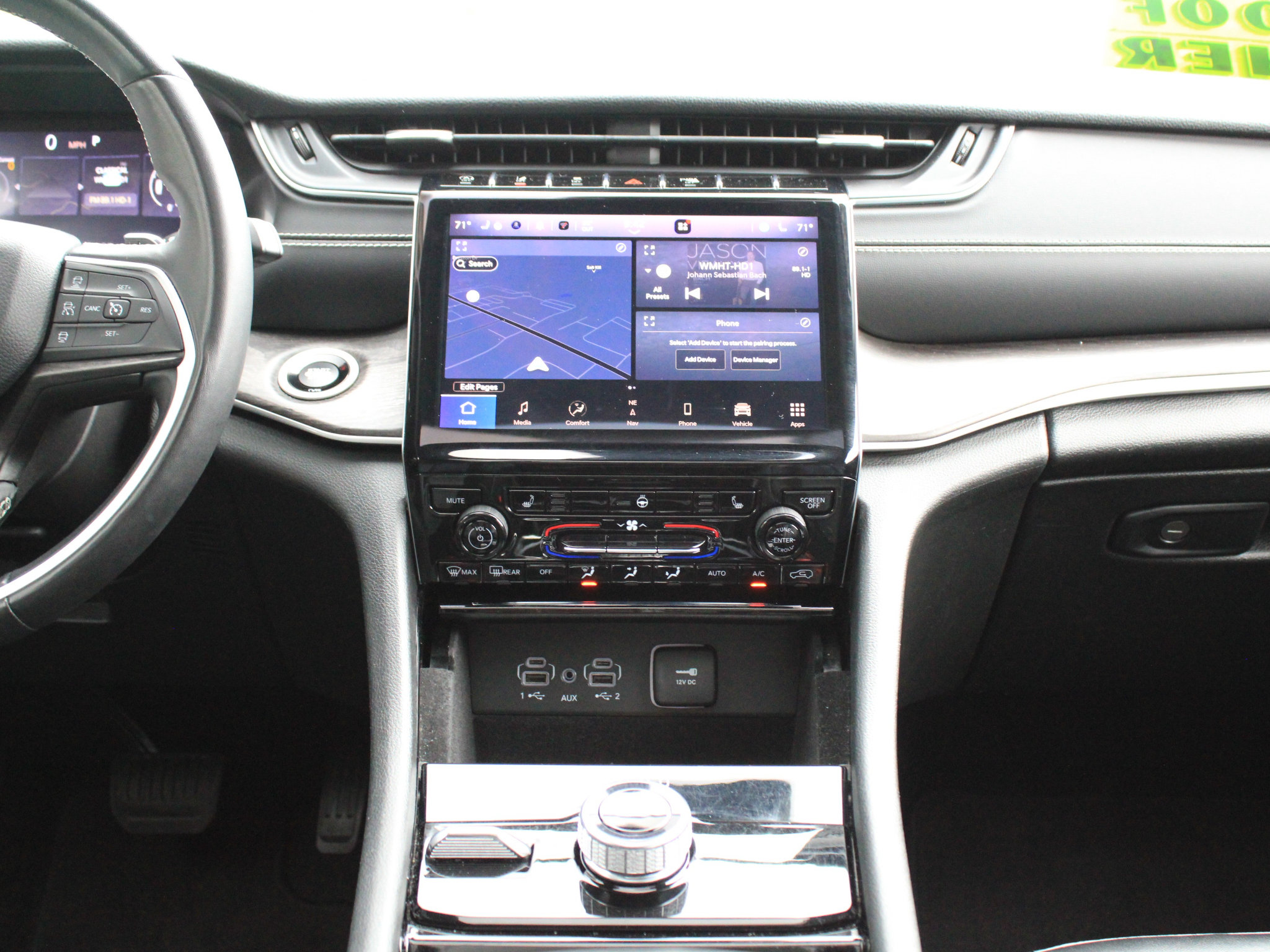 Used 2022 Jeep Grand Cherokee L Limited w/ Black Appearance Package AWD/4WD image 21