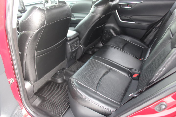 Certified 2021 Toyota RAV4 XLE w/ Convenience Package AWD/4WD image 14