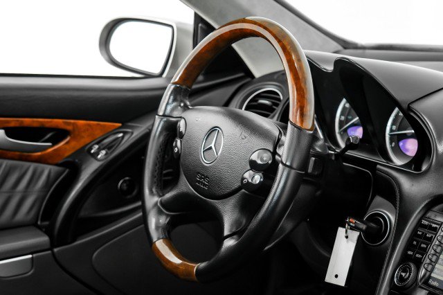 Used 2005 Mercedes-Benz SL 600 image 12
