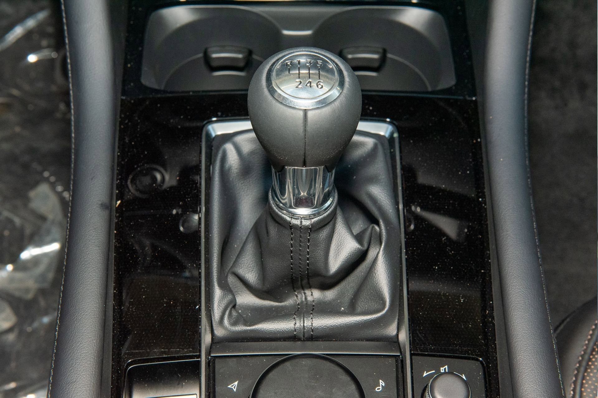 New 2025 MAZDA MAZDA3 2.5 S Hatchback w/ Premium Pkg image 22