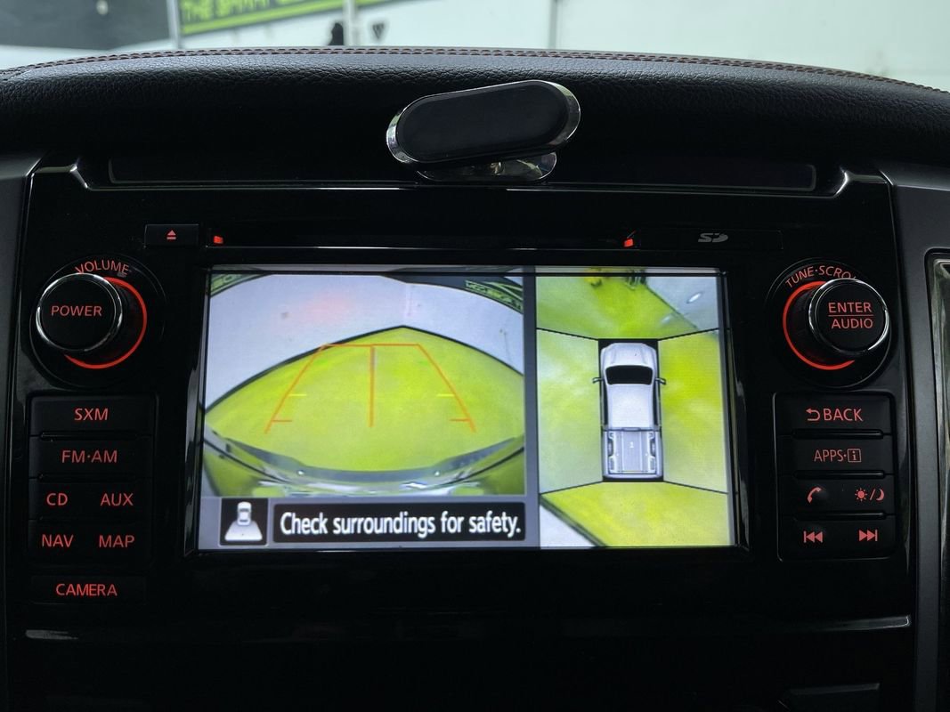 Used 2017 Nissan Titan Platinum Reserve image 23