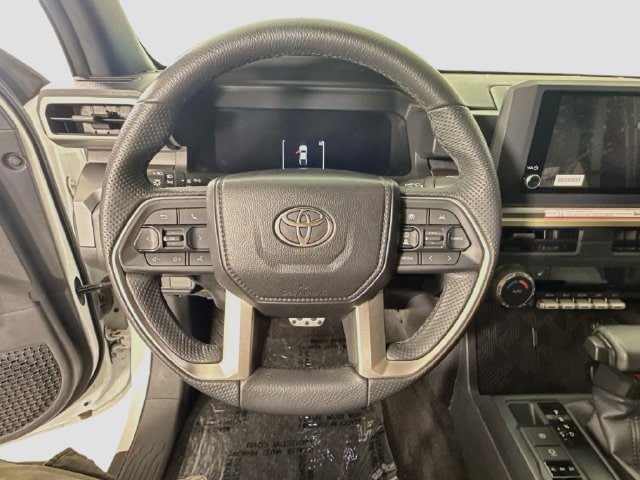 Certified 2026 Toyota Tacoma TRD Sport AWD/4WD image 13