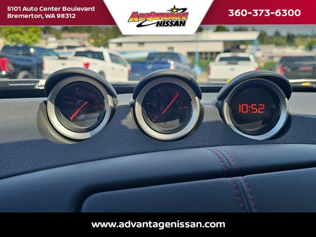 Used 2020 Nissan 370Z w/ Sport Package image 17