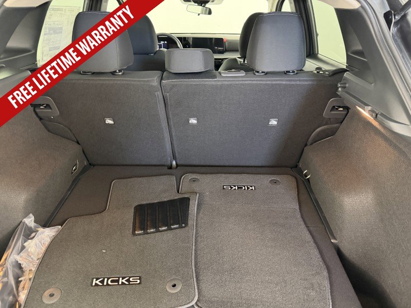 New 2026 Nissan Kicks SV w/ SV Premium Package FWD image 25