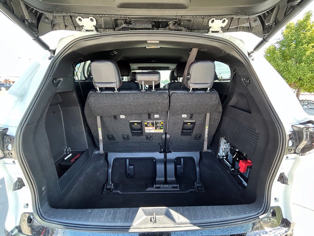 Used 2026 Toyota Sienna XSE FWD image 29