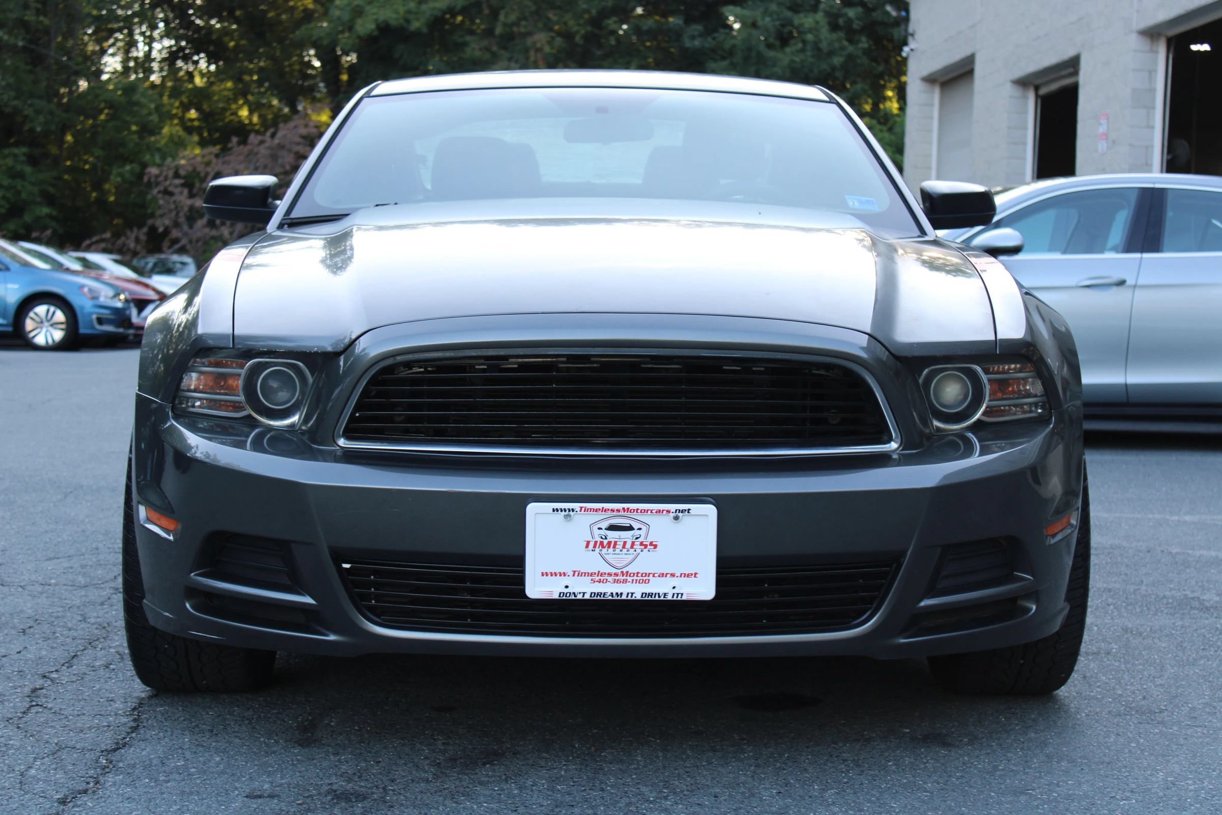 Used 2014 Ford Mustang Coupe RWD image 3