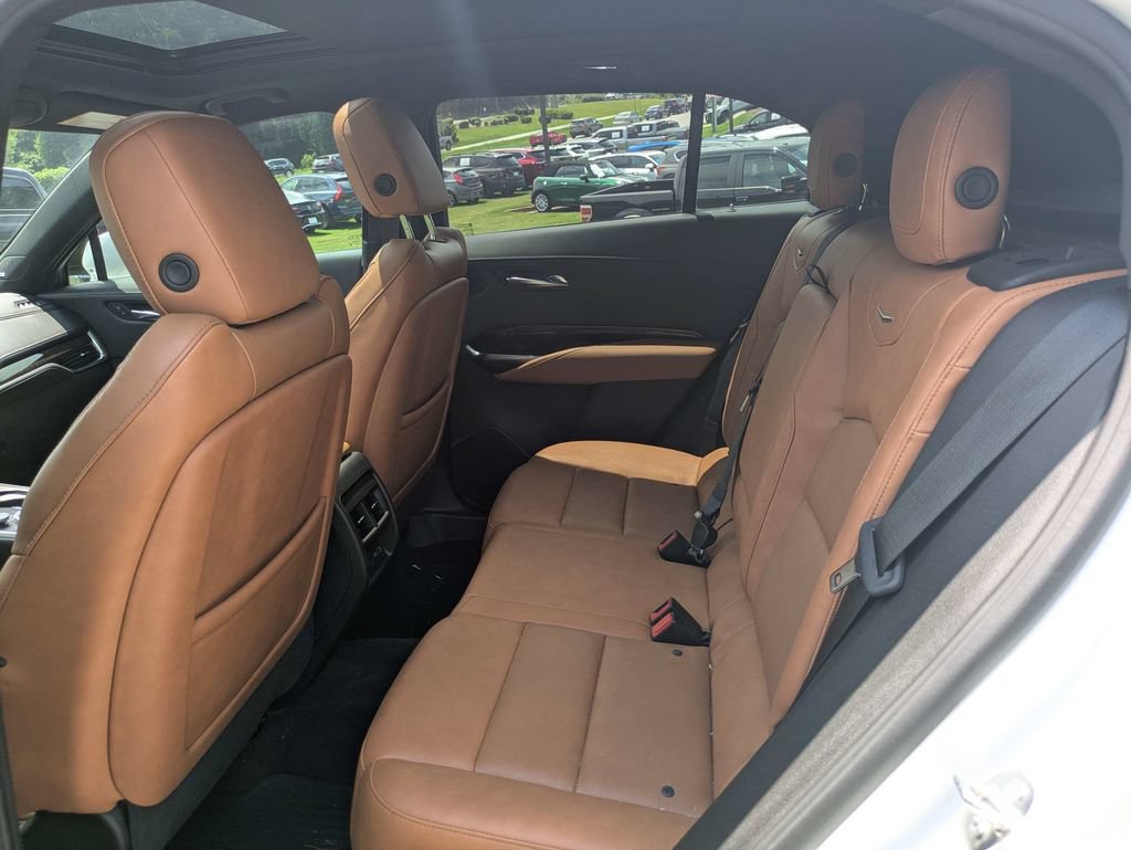 Used 2023 Cadillac XT4 Sport FWD image 15