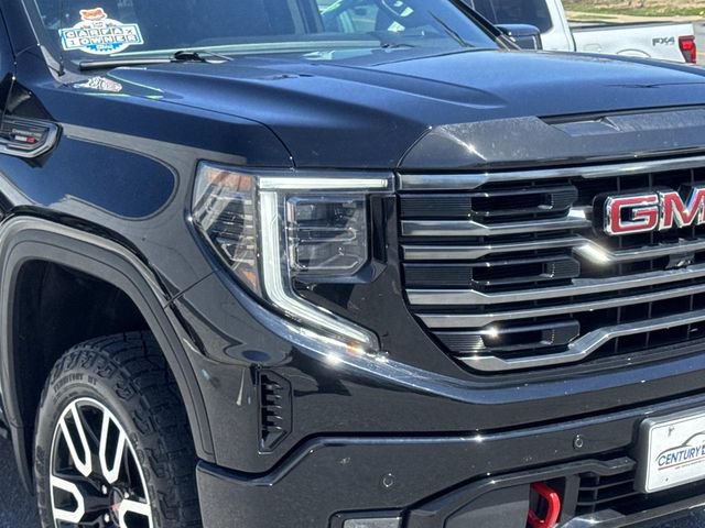 Used 2023 GMC Sierra 1500 AT4 w/ AT4 Premium Package AWD/4WD image 7